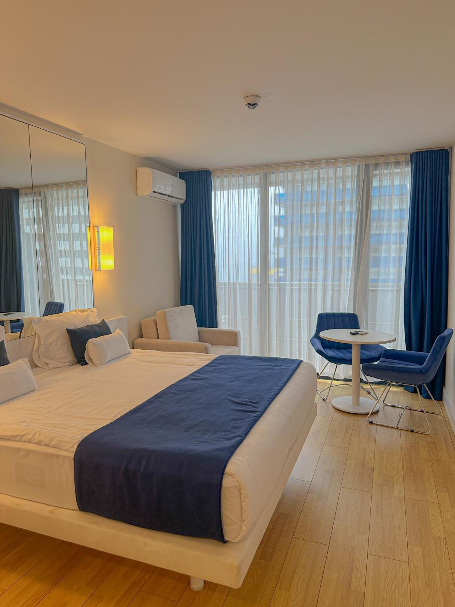 Отель Batumi High View Экстерьер фото