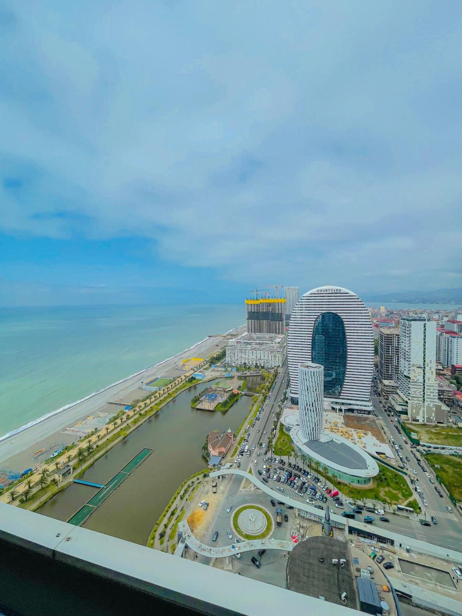 Отель Batumi High View Экстерьер фото